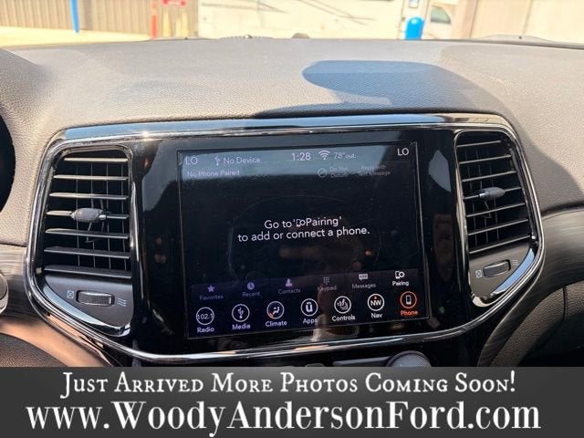 2019 Jeep Grand Cherokee Altitude