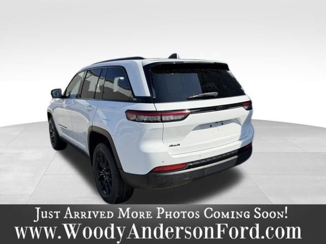 2024 Jeep Grand Cherokee Altitude