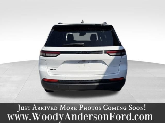 2024 Jeep Grand Cherokee Altitude