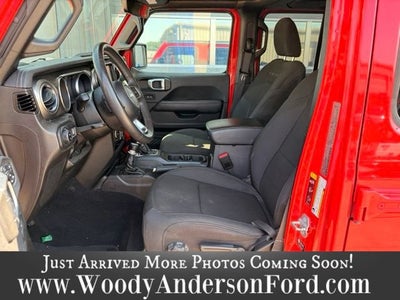 2023 Jeep Gladiator Overland