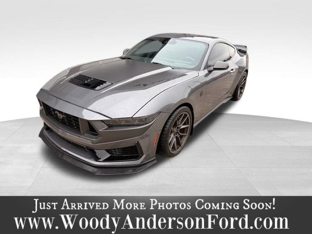 2024 Ford Mustang Dark Horse