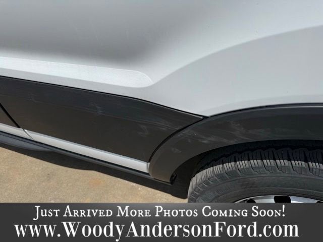 2024 Ford Transit Passenger Wagon XL