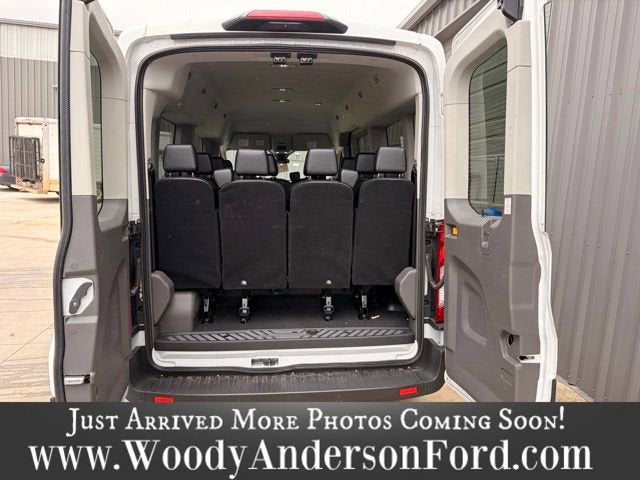 2025 Ford Transit Passenger Wagon XL