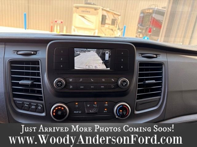 2024 Ford Transit Passenger Wagon XL