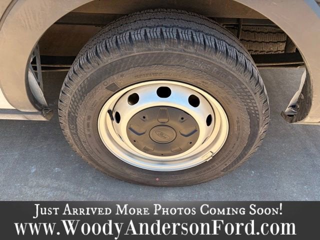 2024 Ford Transit Passenger Wagon XL