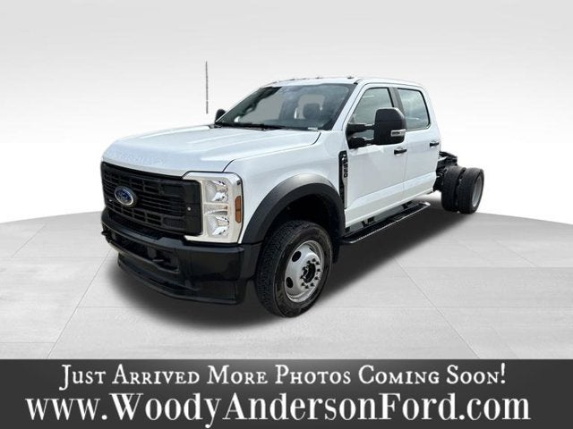 2025 Ford Super Duty F-550 DRW XL