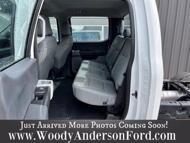 2025 Ford Super Duty F-550 DRW XL