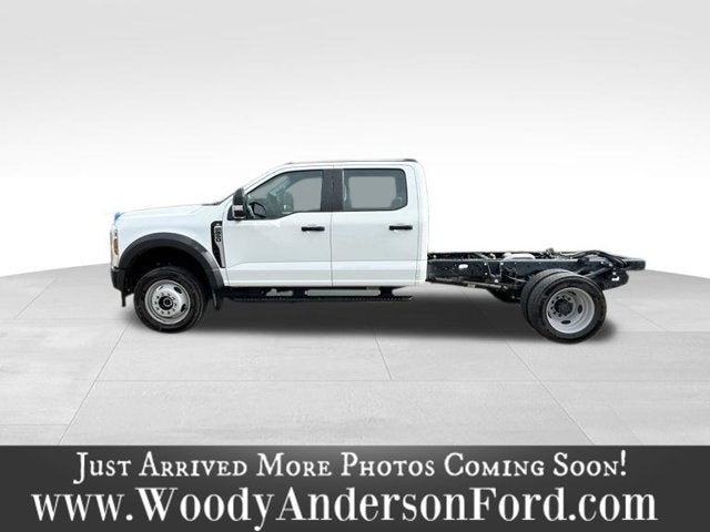 2025 Ford Super Duty F-550 DRW XL