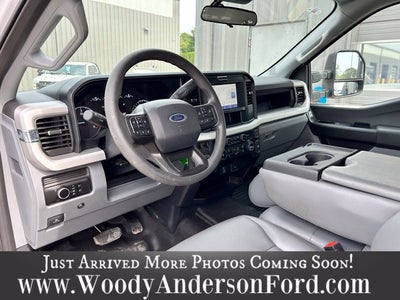2025 Ford Super Duty F-550 DRW XL