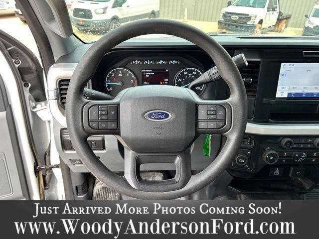 2025 Ford Super Duty F-550 DRW XL