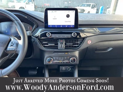 2025 Ford Escape ST-Line Select