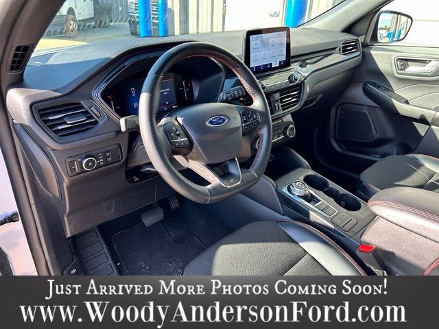 2025 Ford Escape ST-Line Select