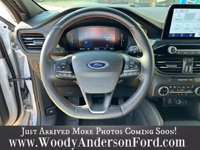 2025 Ford Escape ST-Line Select
