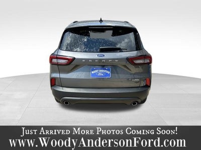 2025 Ford Escape ST-Line Select