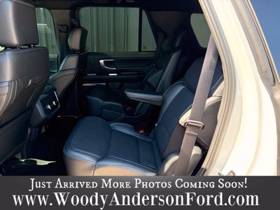 2025 Ford Expedition Platinum