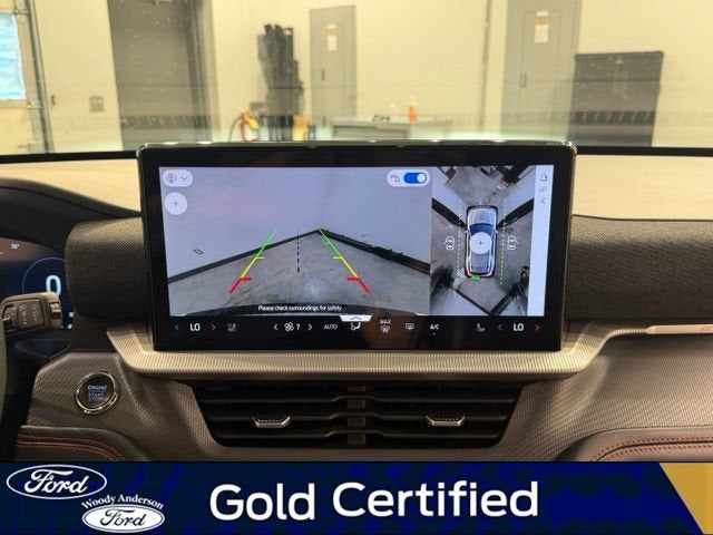2025 Ford Explorer ST-LINE - Photo 16