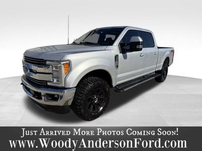 2017 Ford Super Duty F-250 SRW Lariat
