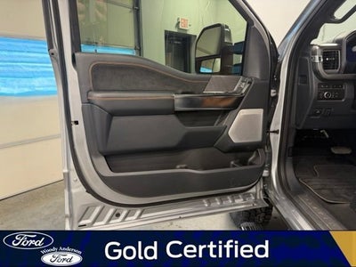 2024 Ford Super Duty F-350 SRW Platinum