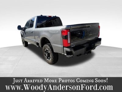 2025 Ford Super Duty F-350 SRW Platinum