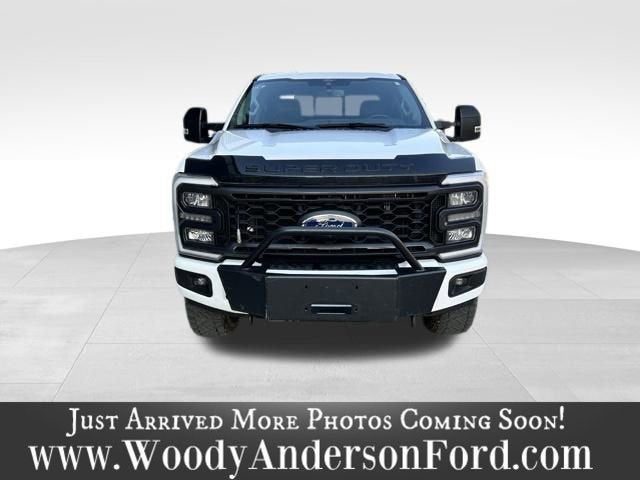 2024 Ford Super Duty F-350 SRW LARIAT