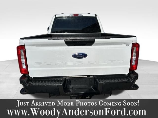 2024 Ford Super Duty F-350 SRW XL