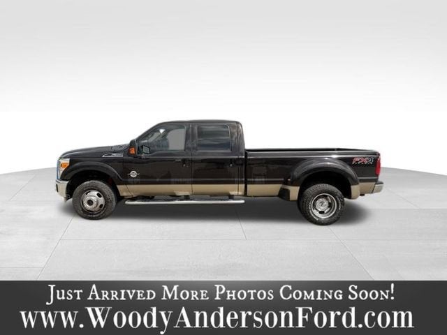 2013 Ford Super Duty F-350 DRW Lariat