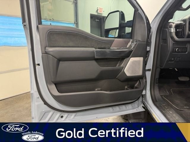 2026 Ford Super Duty F-450 DRW Platinum