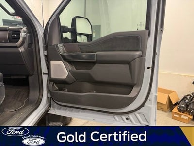 2026 Ford Super Duty F-450 DRW Platinum
