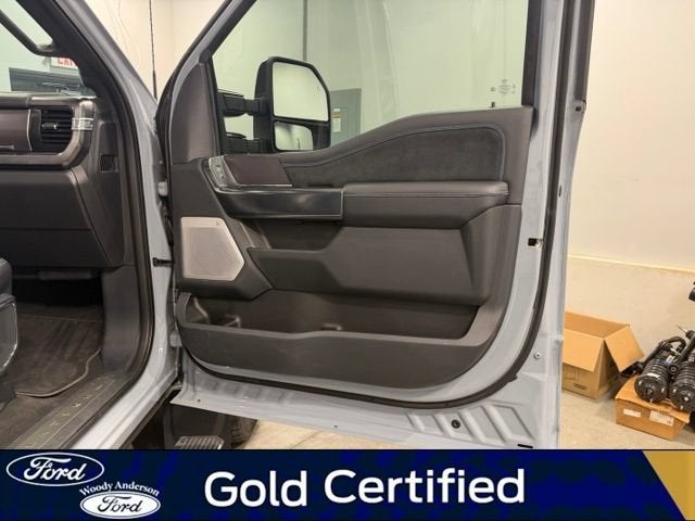 2026 Ford Super Duty F-450 DRW Platinum