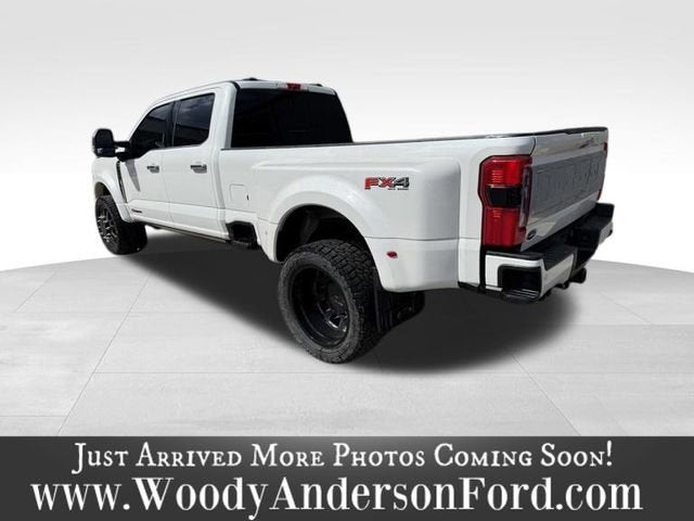 2024 Ford Super Duty F-450 DRW Limited