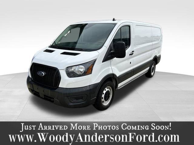 2025 Ford Transit Cargo Van Base