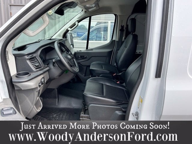 2025 Ford Transit Cargo Van Base