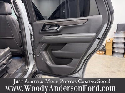 2025 GMC Yukon Elevation