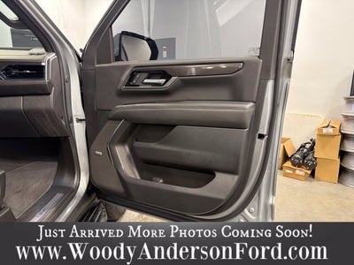 2025 GMC Yukon Elevation
