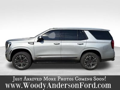 2025 GMC Yukon Elevation