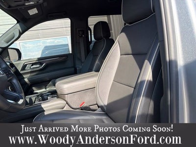 2025 GMC Yukon Elevation