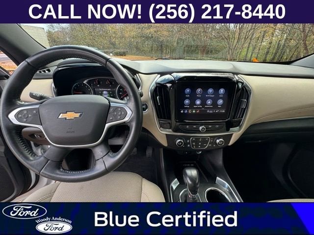 2022 Chevrolet Traverse LT Cloth