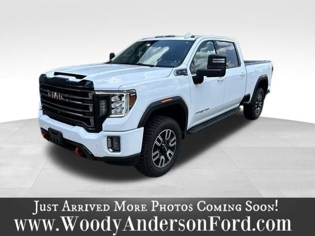 2021 GMC Sierra 4WD Crew Cab Standard Box AT4's photo