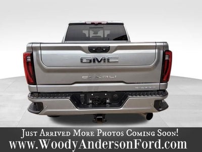 2024 GMC Sierra 3500HD Denali Ultimate