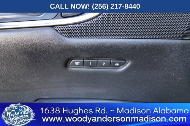 2017 Cadillac XT5 Luxury FWD