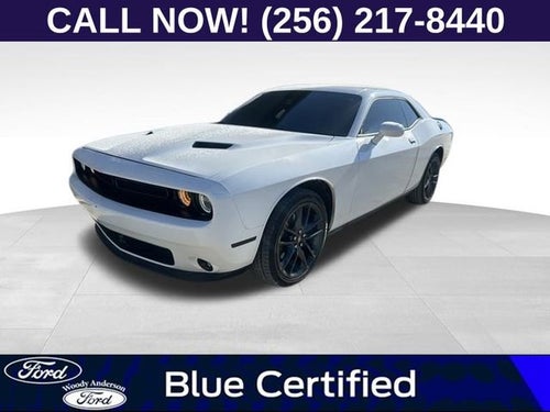 2022 Dodge Challenger SXT