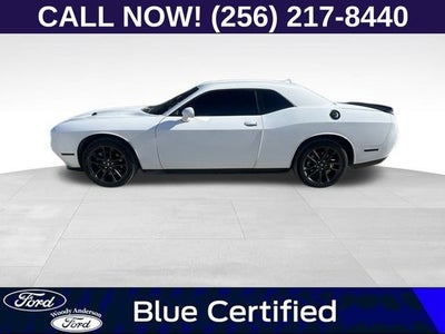 2022 Dodge Challenger SXT