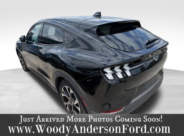 2024 Ford Mustang Mach-E Select