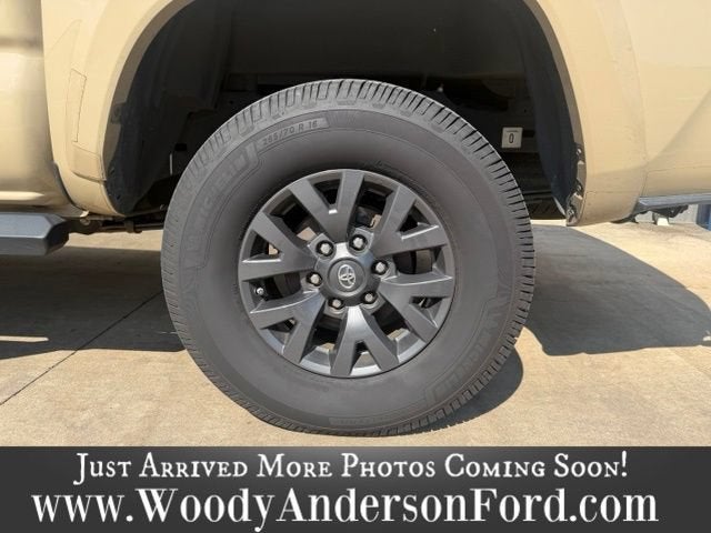 2020 Toyota Tacoma 2WD SR5