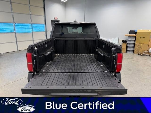 2025 Toyota Tacoma 2WD SR5