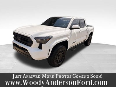 2026 Toyota Tacoma 4WD SR5