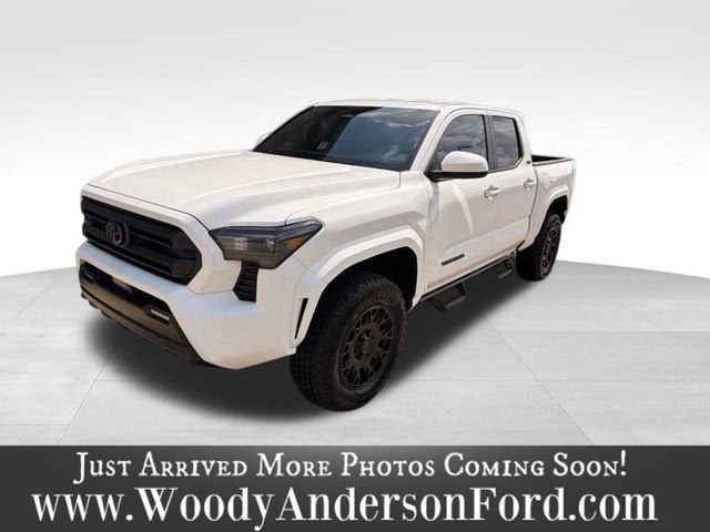 2026 Toyota Tacoma 4WD SR5