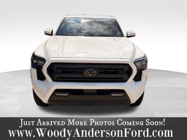 2026 Toyota Tacoma 4WD SR5