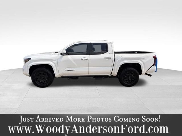2026 Toyota Tacoma 4WD SR5