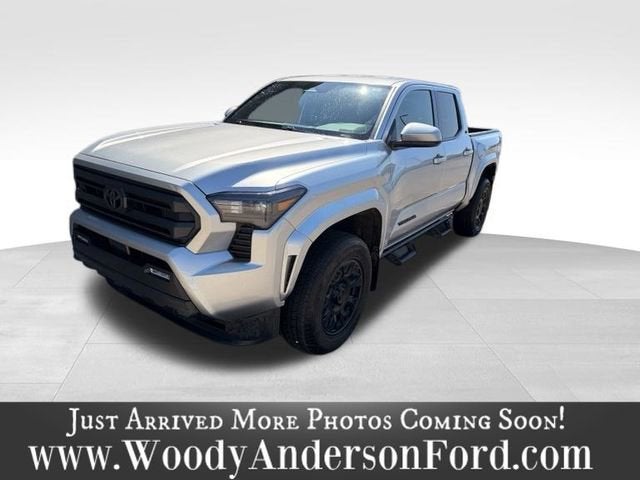 2024 Toyota Tacoma 4WD SR5